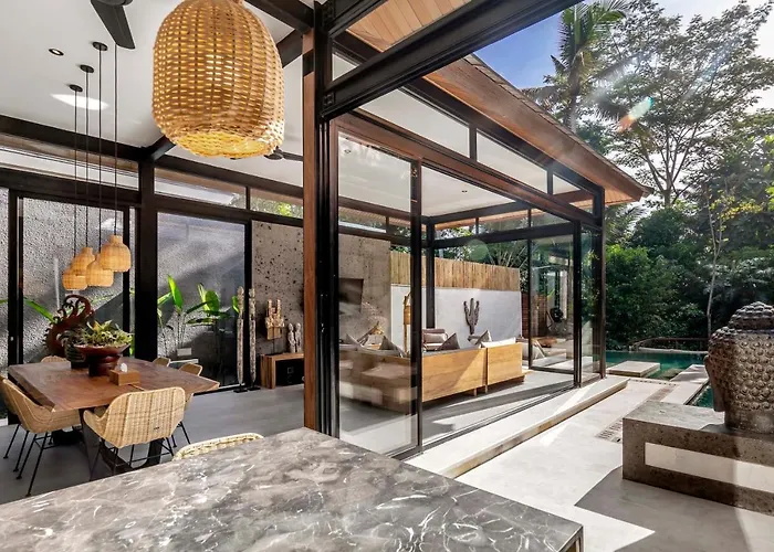 Villa Dua Baskom By Balisuperhost
